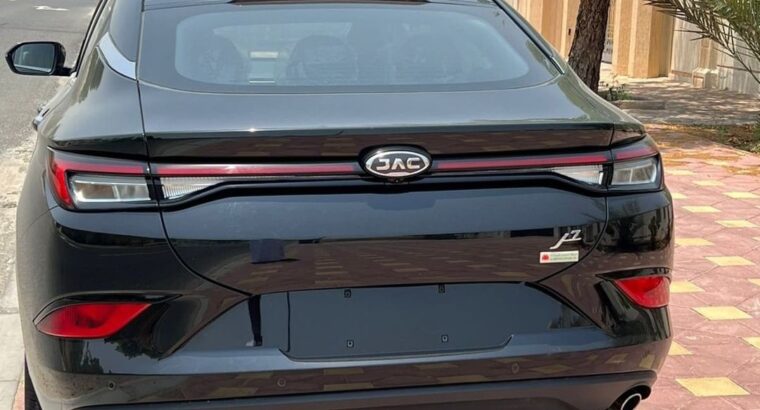 Jac j7 full option Gcc 2024 for sale