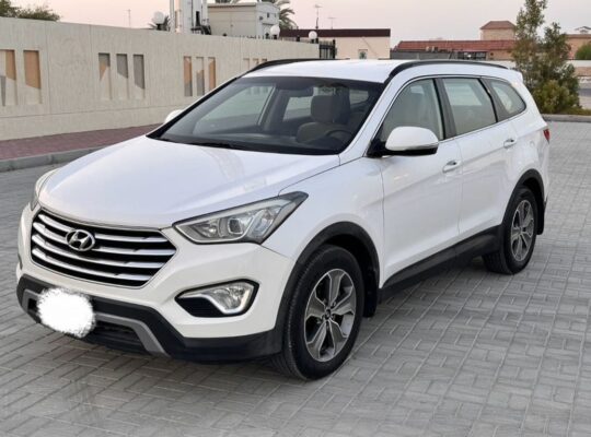 Hyundai Santa Fe 2014 Gcc for sale