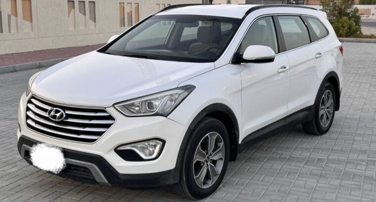 Hyundai Santa Fe 2014 Gcc for sale