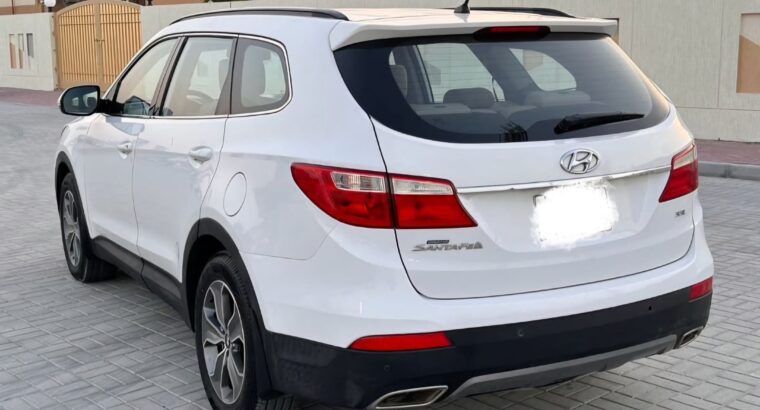 Hyundai Santa Fe 2014 Gcc for sale