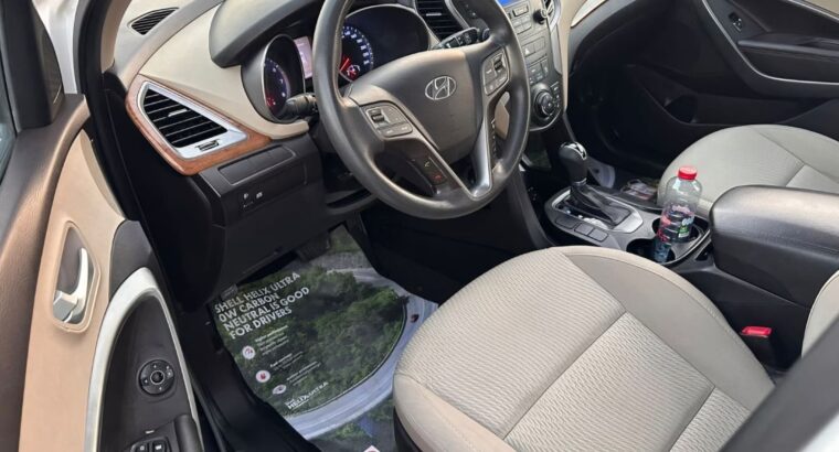 Hyundai Santa Fe 2014 Gcc for sale