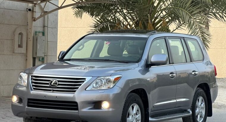 Lexus lx570 Gcc 2010 full option for sale