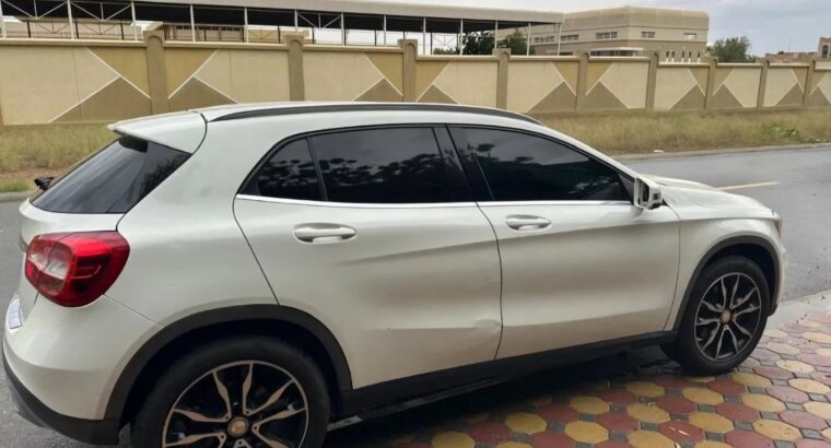 Mercedes GLA250 in good condition USA imported 20