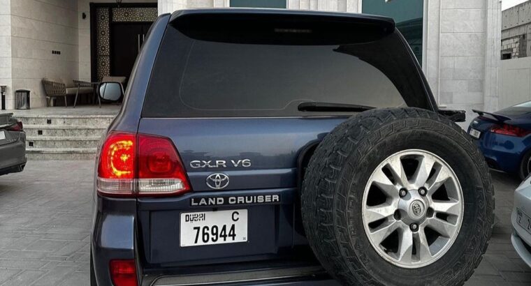 Toyota Land cruiser Gxr 2008 mid option for sale