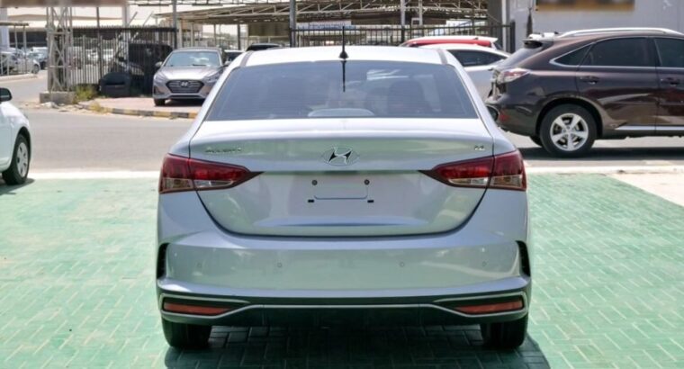 Hyundai Accent 1.6 Gcc mid option 2022 for sale