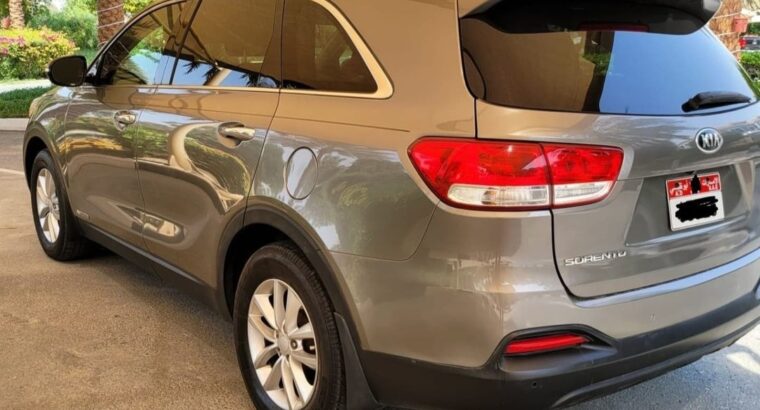 Kia Sorento 2017 Gcc full option for sale