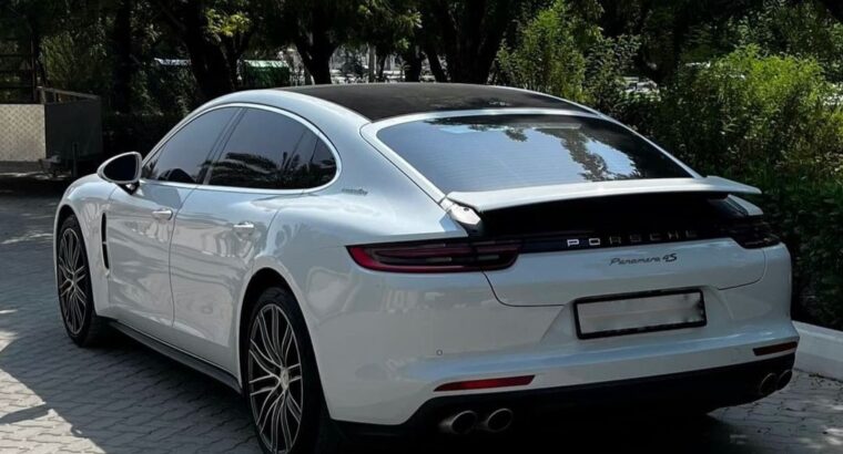 Porsche panamera 4s 2017 Gcc for sale