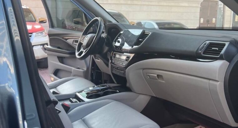 Honda pilot AWD 2021 full option for sale