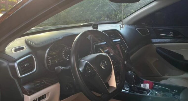 Nissan Maxima SR full option Gcc 2018 for sale
