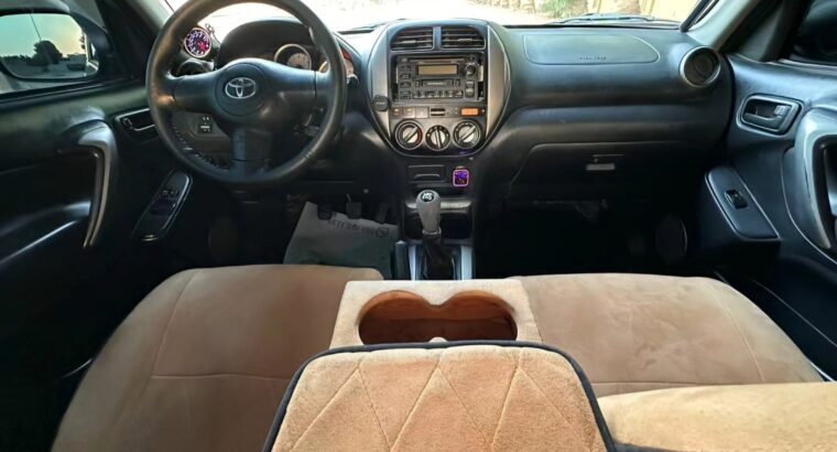 Toyota Rav4 coupe 2004 Gcc for sale