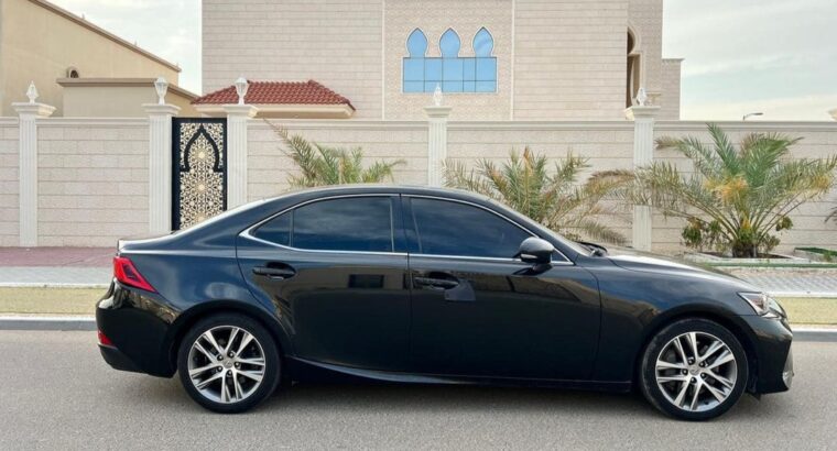 Lexus IS300 full option 2019 Gcc for sale