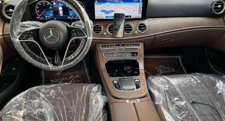 Mercedes E200 Gcc full option 2021 For sale