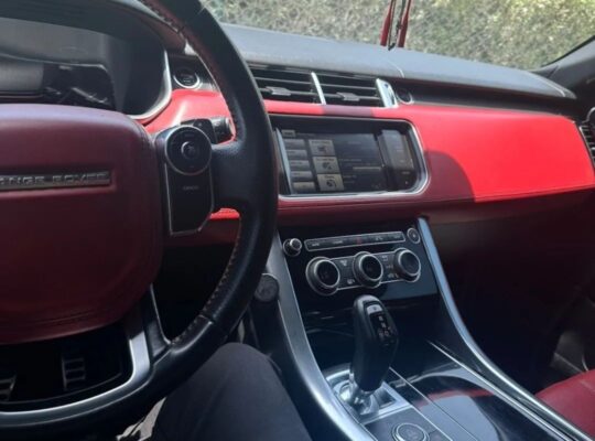 Range Rover sport supercharge 2014 Gcc for sale