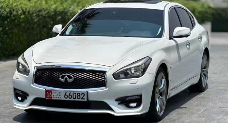 Infiniti Q70s full option 2016 Gcc for sale