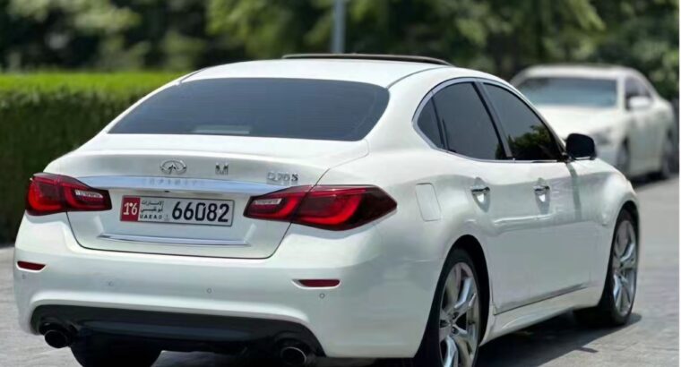 Infiniti Q70s full option 2016 Gcc for sale