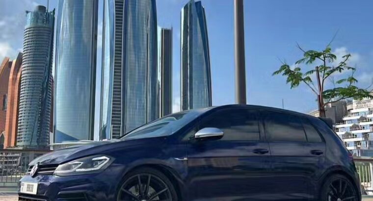 Volkswagen Golf R 2019 Gcc full option for sale