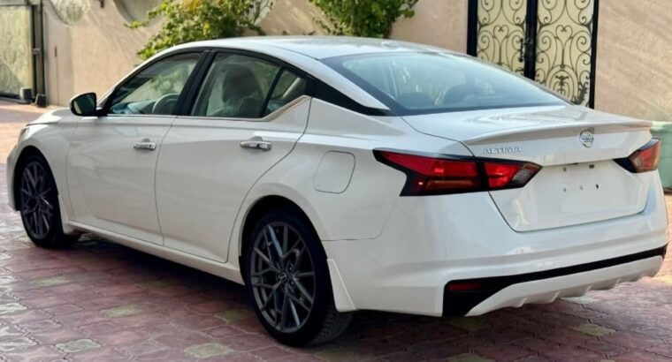 Nissan Altima 2020 USA Imported in good condition