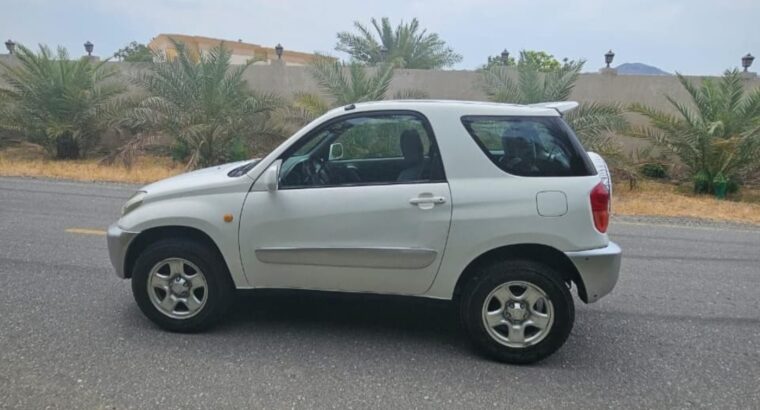 Toyota Rav4 coupe 2001 Gcc for sale