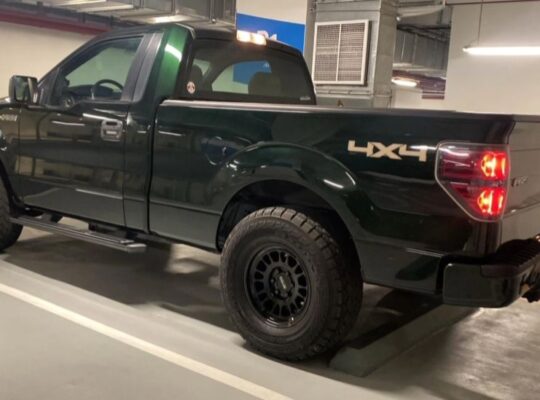 Ford F150 XLT coupe 2013 Gcc in good condition