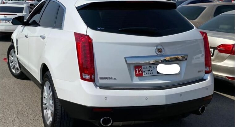 Cadillac SRX full option 2012 Gcc in good conditi