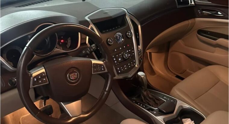 Cadillac SRX full option 2012 Gcc in good conditi