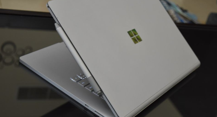 Microsoft gaming laptop Surface book 2 for sale