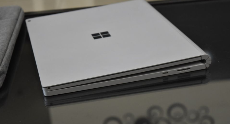 Microsoft gaming laptop Surface book 2 for sale