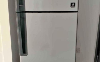 Whirlpool brand Refrigerator for sale