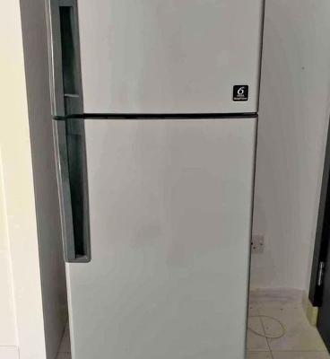 Whirlpool brand Refrigerator for sale