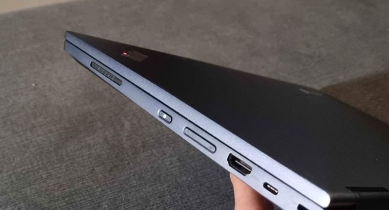 Lenovo C13 Yoga chromebook – with PEN For Sale