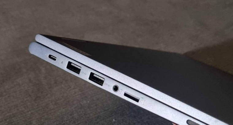 Lenovo C13 Yoga chromebook – with PEN For Sale