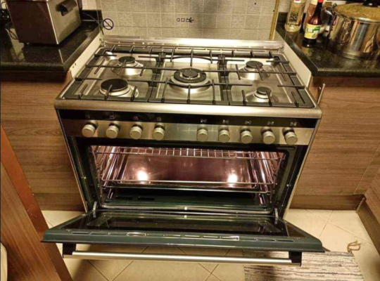 siemens brand 5 burner gas cooker for sale