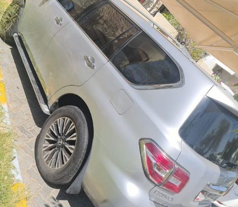 نيسان باترول بلاتينيوم 2014 فل كامل للبيع