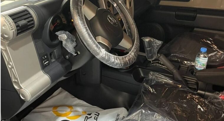 Toyota FJ 2020 Gcc in perfect condition