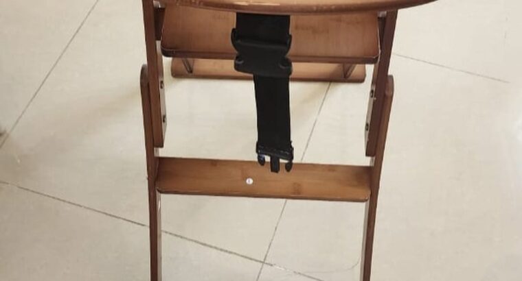 للبيع كراسي أطفال نوعية ممتازة