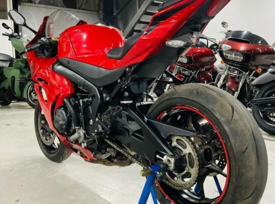 Suzuki 1000R 2018 Clean title Imported for sale