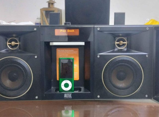 Altec Lansing inMotion Digital BoomBox For Sale