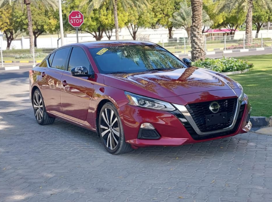 Nissan Altima 2019 SR model, importe for sale