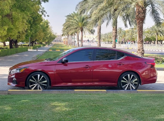 Nissan Altima 2019 SR model, importe for sale