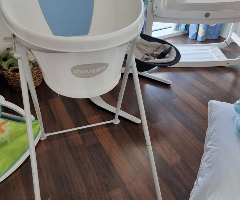 Baby bathtub with stand for sale