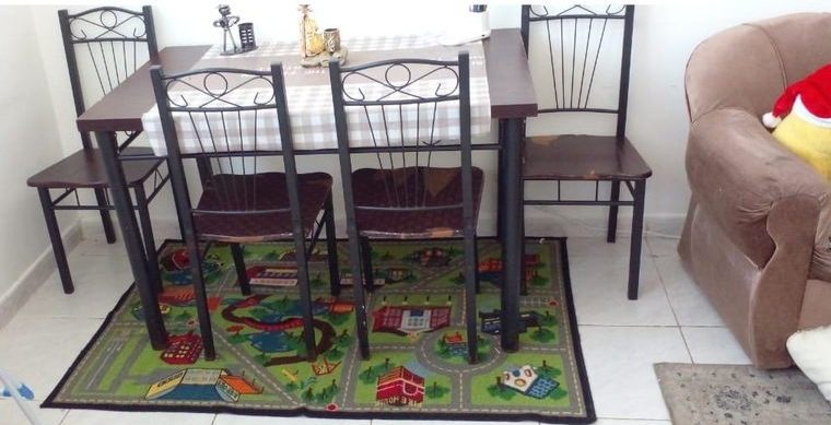 Dining table & 4 chairs & carpet for sale