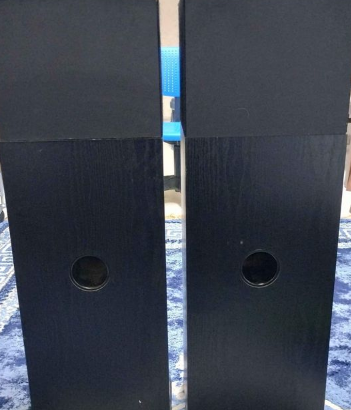 Pair “Bose”701 Direct Reflecting Speakers for sale