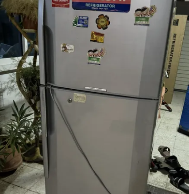 Hitachi 440 ltr refrigerator like new for sale