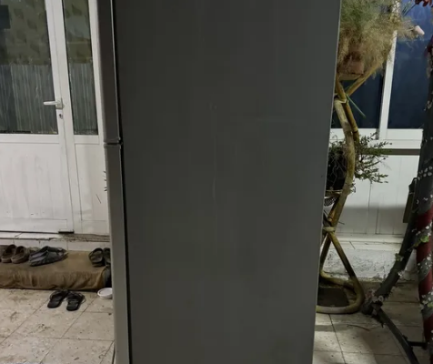 Hitachi 440 ltr refrigerator like new for sale