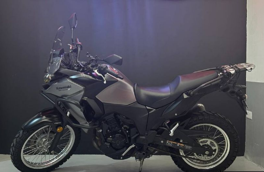 Kawasaki versys-x 300 2017 for sale