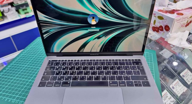 Macbook 13 2017 8/256gb core i5 for sale