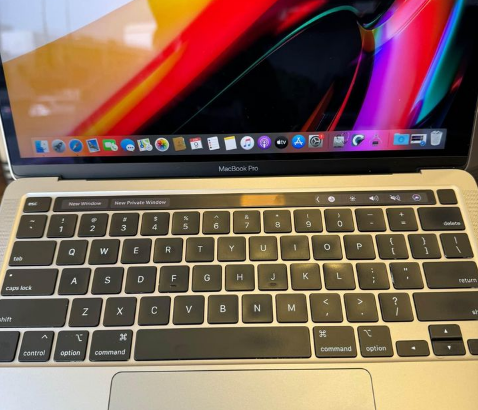 MacBook Pro 2020 Core i7 For Sale