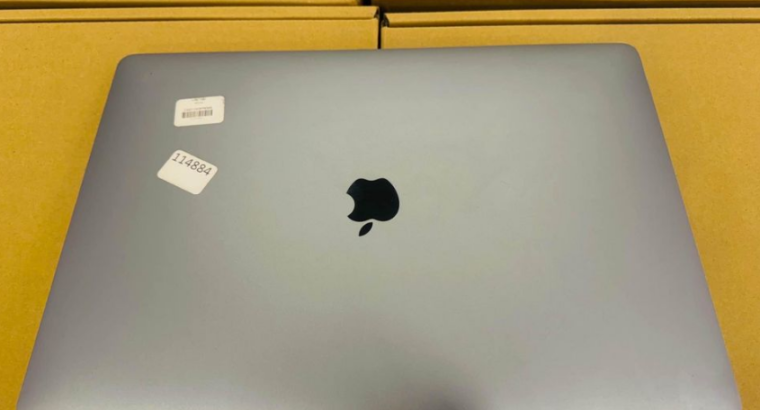 MacBookPro 16inch Corei9 64GB-RAM For Sale