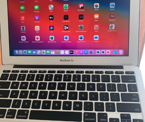 Macbook Air 11inch i5 4/128 For Sale