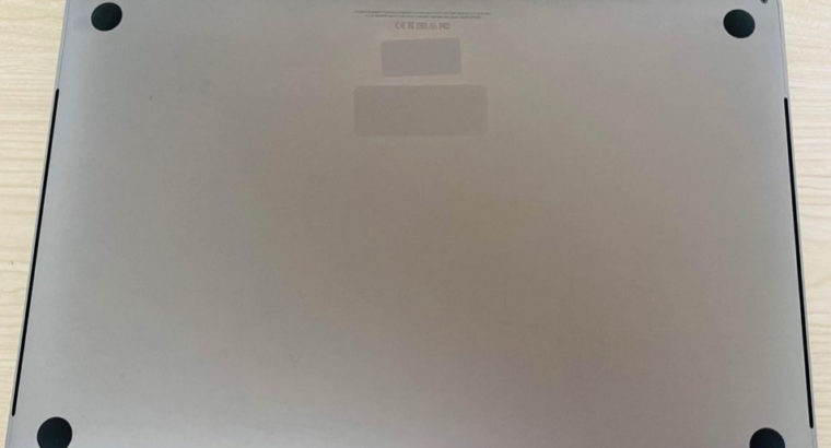 Macbook Pro 2017 15 inch. Touch Bar Core i7 For Sa